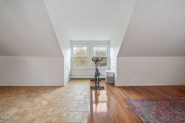 477 Western Avenue, Albany, NY 12203