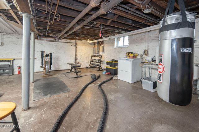 477 Western Avenue, Albany, NY 12203