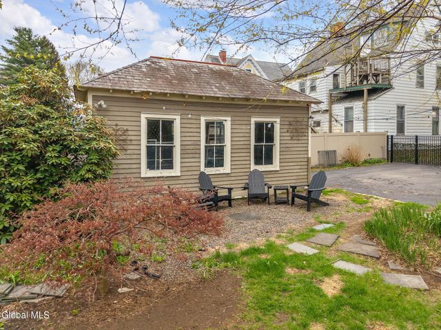477 Western Avenue, Albany, NY 12203