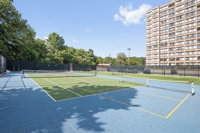 250 Hammond Pond Parkway 707S, Newton, MA 02467