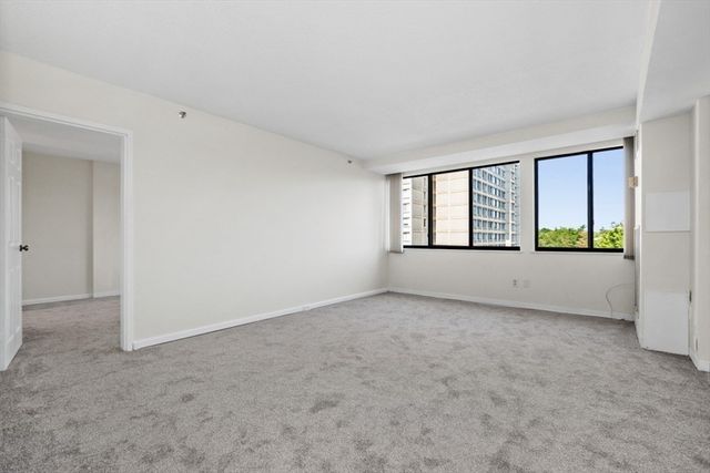 250 Hammond Pond Parkway 707S, Newton, MA 02467