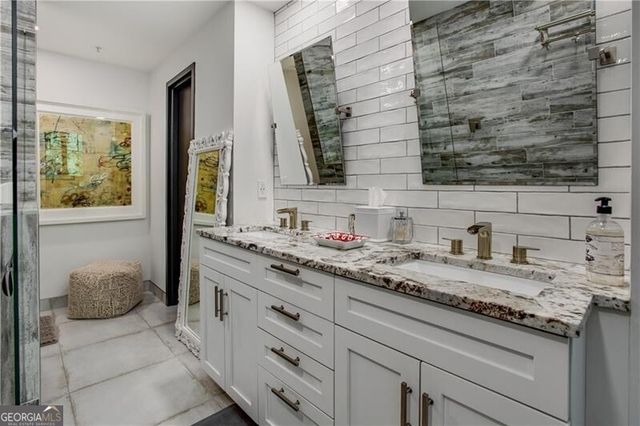 3235 Roswell Road NE 409, Atlanta, GA 30305