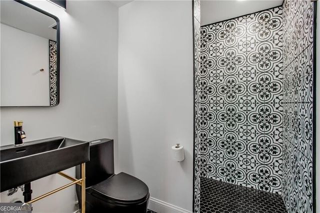 3235 Roswell Road NE 409, Atlanta, GA 30305