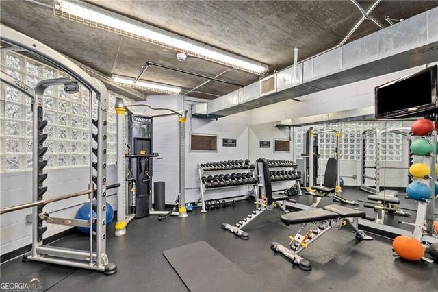 3235 Roswell Road NE 409, Atlanta, GA 30305