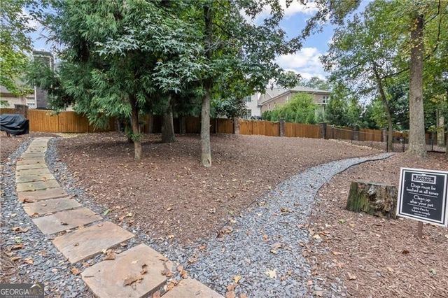 3235 Roswell Road NE 409, Atlanta, GA 30305