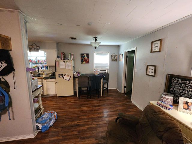 306 Pine Street, Keiser, AR 72351