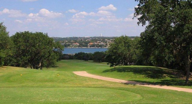 20823 Roundup TRL, Lago Vista, TX 78645