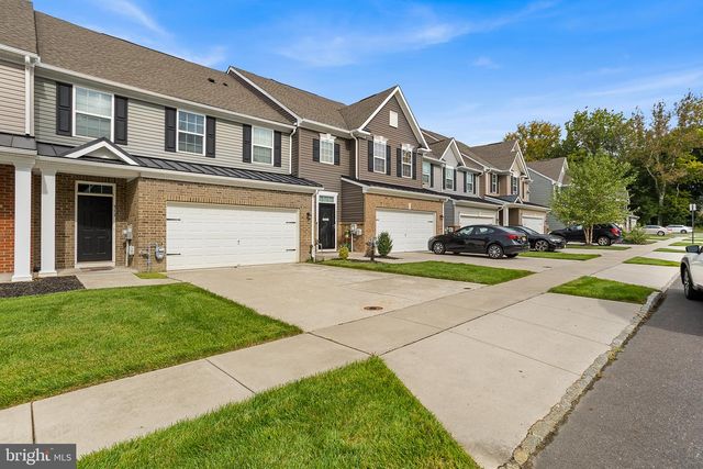 313 HIDDEN ACRES LN, Moorestown, NJ 08057