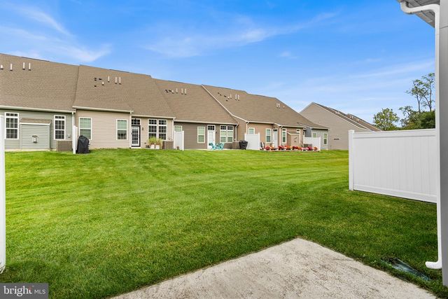 313 HIDDEN ACRES LN, Moorestown, NJ 08057