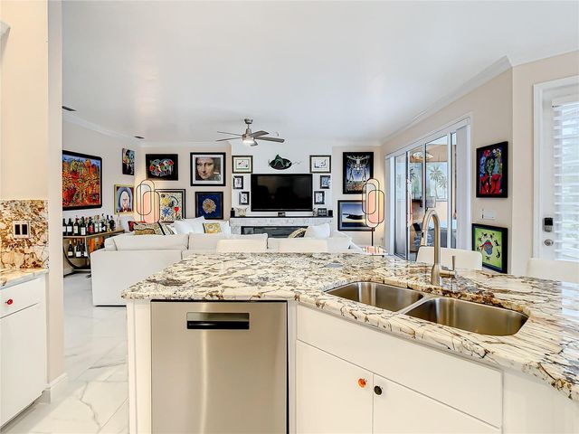 6818 SOMBRAS WAY, Land O Lakes, FL 34637