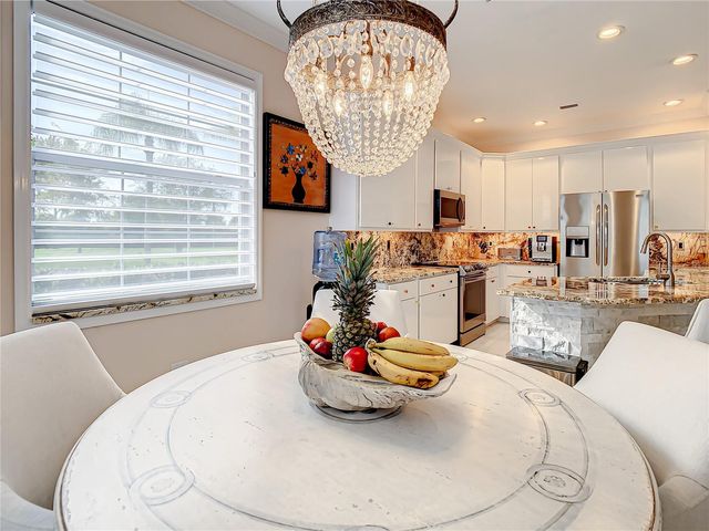 6818 SOMBRAS WAY, Land O Lakes, FL 34637