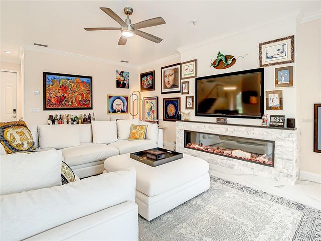 6818 SOMBRAS WAY, Land O Lakes, FL 34637