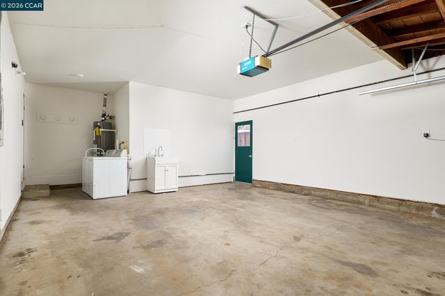 5520 Alaska Dr, Concord, CA 94521