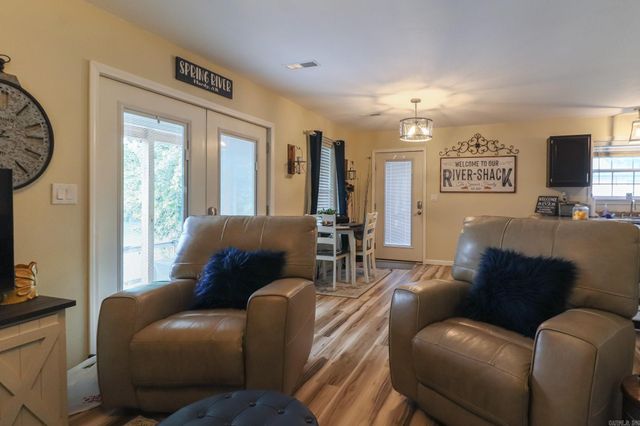 19 E valley dr, Hardy, AR 72542