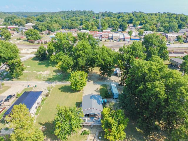 19 E valley dr, Hardy, AR 72542