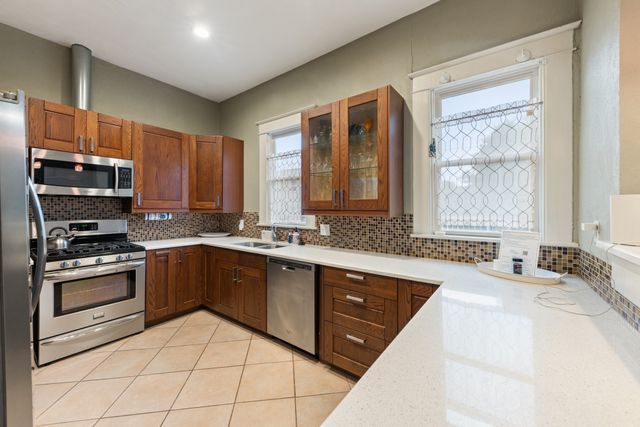 5502 Victor Street, Dallas, TX 75214