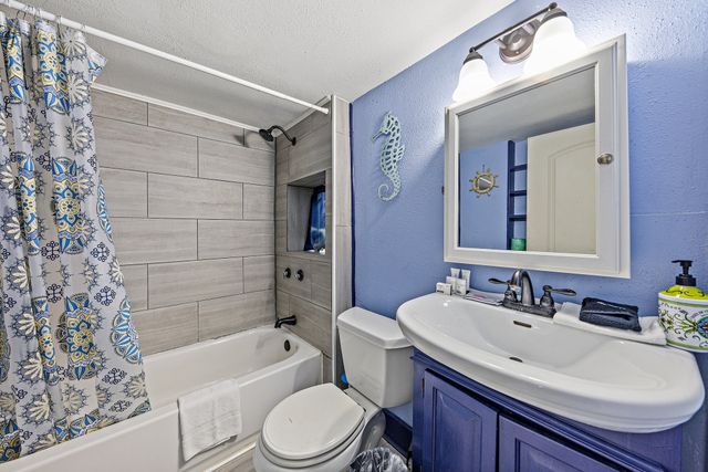 5502 Victor Street, Dallas, TX 75214