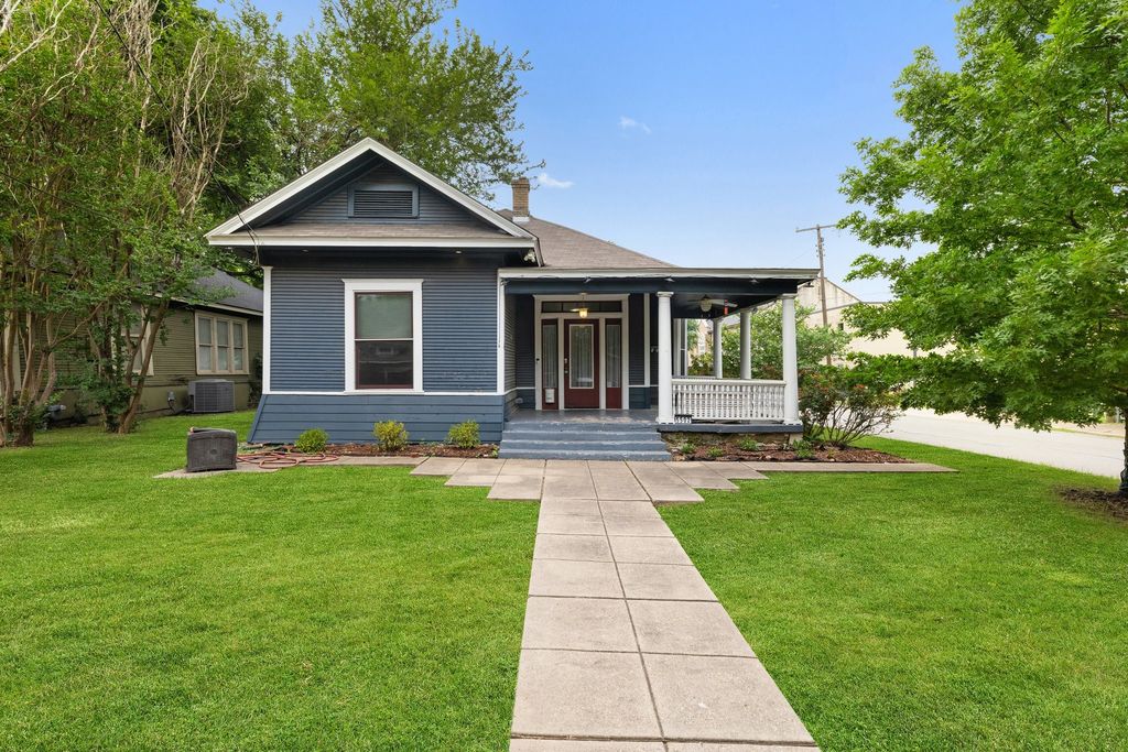 5502 Victor Street, Dallas, TX 75214