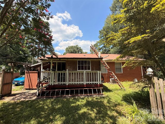 4310 Gillespie Court, Charlotte, NC 28205
