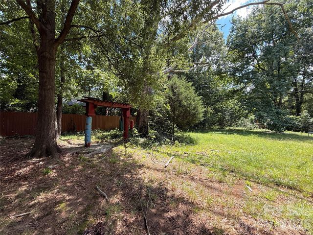 4310 Gillespie Court, Charlotte, NC 28205