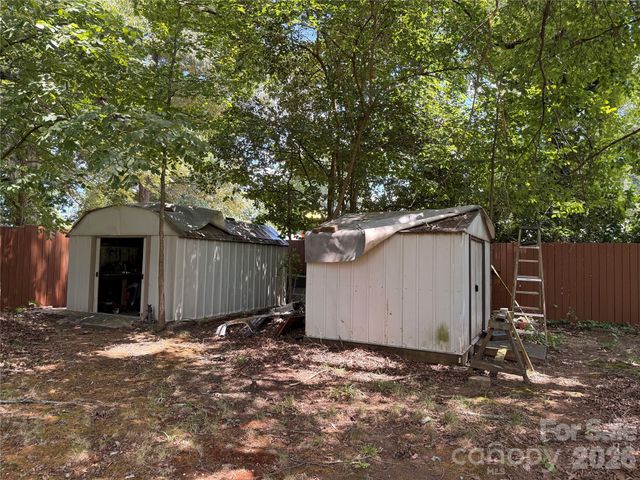 4310 Gillespie Court, Charlotte, NC 28205