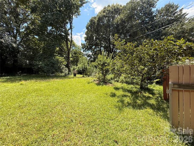 4310 Gillespie Court, Charlotte, NC 28205