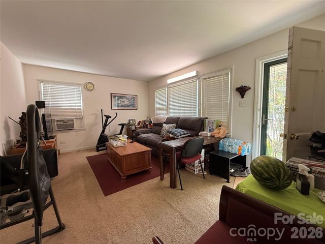 4310 Gillespie Court, Charlotte, NC 28205