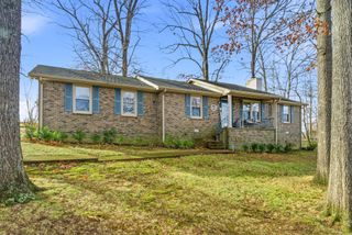 4004 S Breckenridge Ct, Springfield, TN 37172