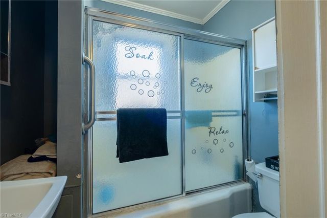 2660 W Pine Street, Mount Airy, NC 27030