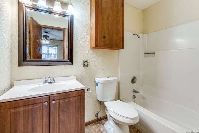 146 Trail Wood, New Braunfels, TX 78130