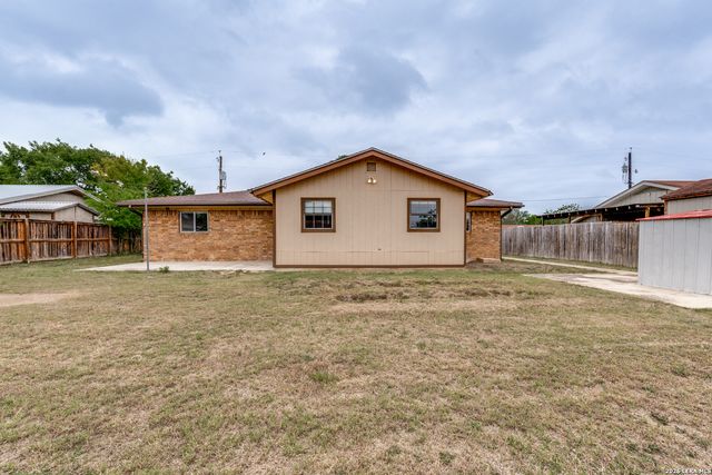 146 Trail Wood, New Braunfels, TX 78130