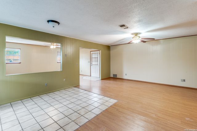 146 Trail Wood, New Braunfels, TX 78130