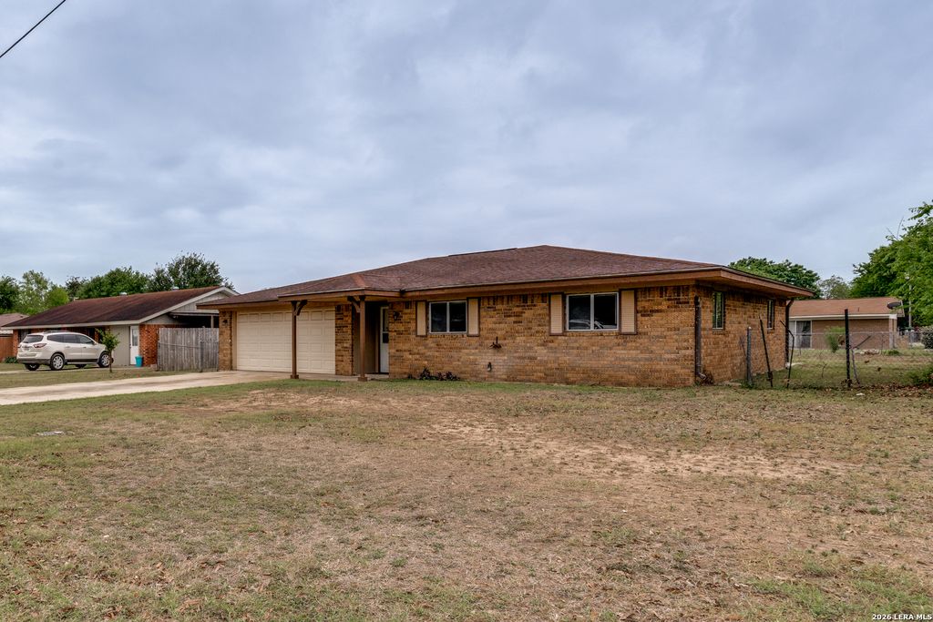 146 Trail Wood, New Braunfels, TX 78130