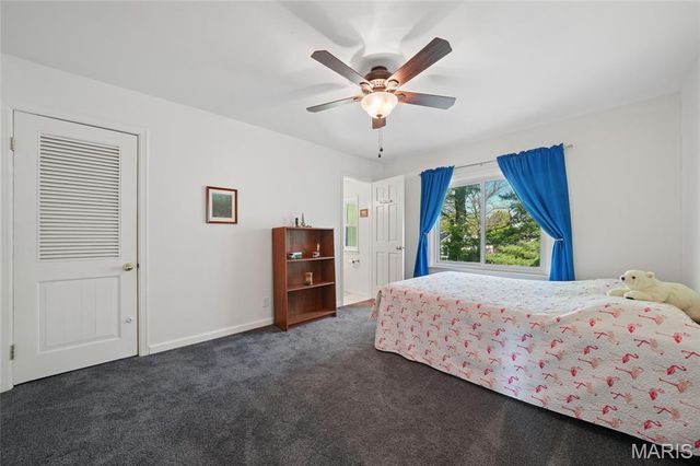 232 Old Ballwin Road, Ballwin, MO 63021