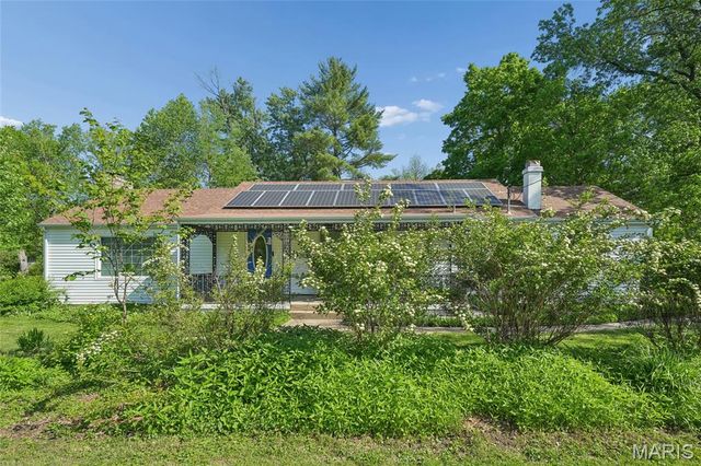 232 Old Ballwin Road, Ballwin, MO 63021