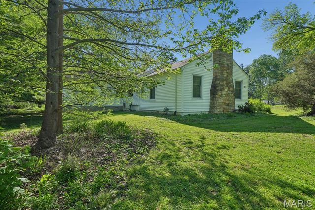 232 Old Ballwin Road, Ballwin, MO 63021