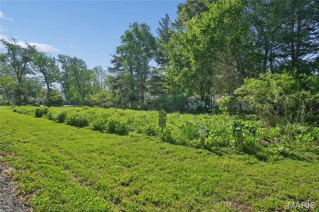 232 Old Ballwin Road, Ballwin, MO 63021