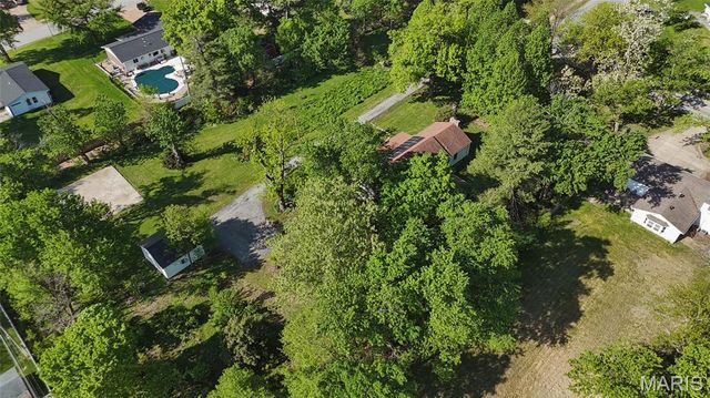 232 Old Ballwin Road, Ballwin, MO 63021