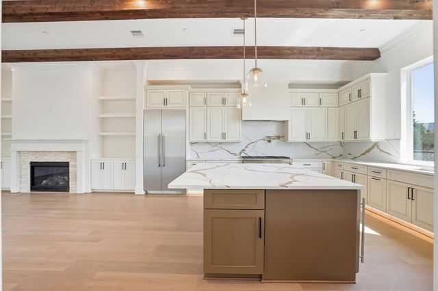 2111 Nantucket Drive D, Houston, TX 77057