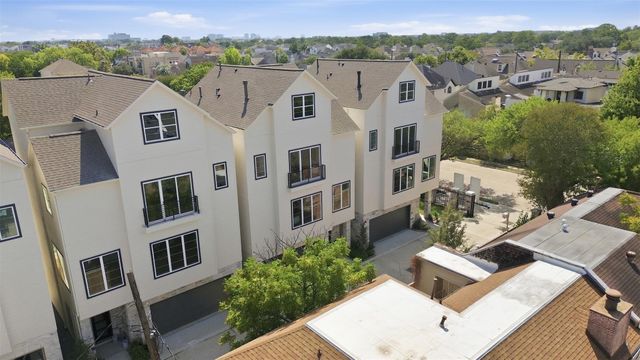 2111 Nantucket Drive D, Houston, TX 77057
