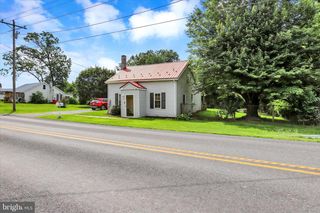 341 AIRPORT RD, Shippensburg, PA 17257