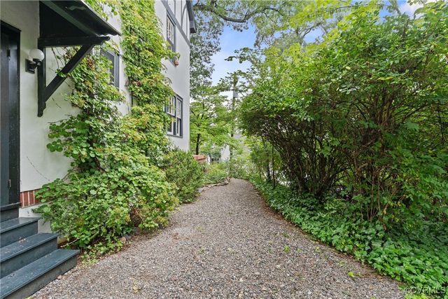 5105 Riverside Dr, Richmond, VA 23225