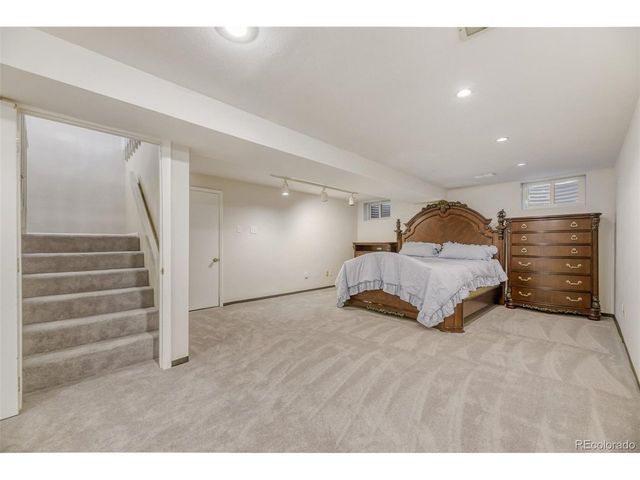 8077 S Quince Cir, Centennial, CO 80112