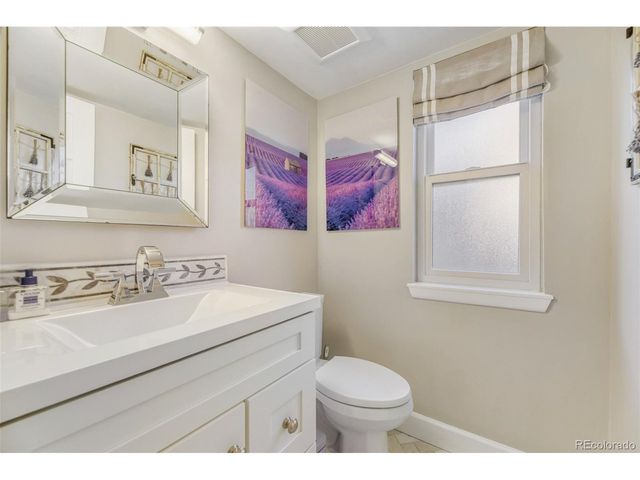 8077 S Quince Cir, Centennial, CO 80112