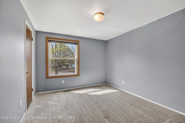1532 N Magnolia Avenue, Lansing, MI 48912