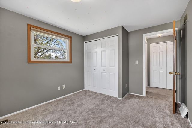 1532 N Magnolia Avenue, Lansing, MI 48912