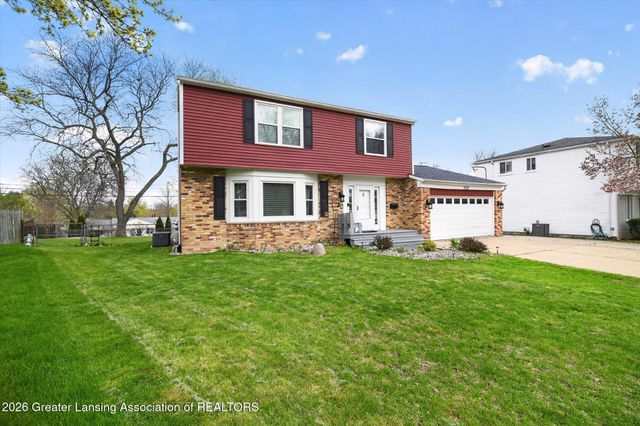 1532 N Magnolia Avenue, Lansing, MI 48912