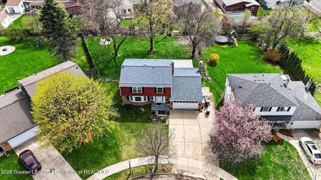 1532 N Magnolia Avenue, Lansing, MI 48912