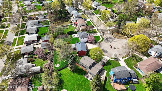 1532 N Magnolia Avenue, Lansing, MI 48912