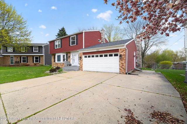 1532 N Magnolia Avenue, Lansing, MI 48912